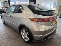 Second-hand Honda Civic Type S 138 CP (101 kW) 2008 Argintiu Hatchback