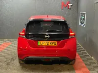 Gebraucht Nissan Leaf N-Connecta 160 kW (218 PS) 2022 Rot Kleinwagen