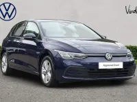 Used VW Golf VIII Life 108 HP (79 kW) 2024 Blue Hatchback