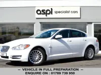 Second-hand Jaguar XF Luxury 238 CP (175 kW) 2010 Alb Berlinǎ