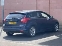 Used Ford Focus Zetec 2011 Blue Hatchback