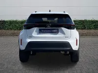 Used Toyota Yaris Hybrid Design 2026 Pure white Estate