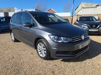 Begagnad VW Touran SE 110 HK (80 kW) 2018 Grå Minibuss
