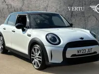 Used Mini Cooper Exclusive 136 HP (100 kW) 2022 White Hatchback