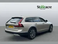 Used Volvo V90 CC Plus 232 HP (170 kW) 2022 Other Estate