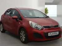 Used Kia Rio 84 HP (61 kW) 2014 Red Hatchback