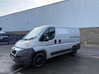 Second-hand Peugeot Boxer 100 CP (73 kW) 2008 Argintiu Van