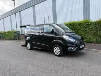 Usado Ford Tourneo Titanium 130 HP (95 kW) 2019 Preto Monovolume