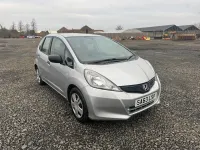 Used Honda Jazz S 90 HP (66 kW) 2013 Silver Hatchback