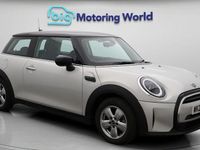 Begagnad Mini Cooper Classic 136 HK (100 kW) 2022 Silver Halvkombi