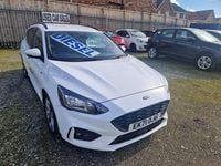 Used Ford Focus ST-Line 120 HP (88 kW) 2021 White Estate