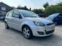 Used Ford Fiesta Zetec 80 HP (58 kW) 2007 Silver Hatchback