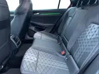 Second-hand VW Golf VIII Black Edition 147 CP (108 kW) 2025 Roșu Hatchback