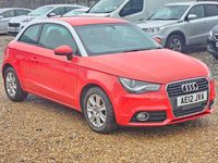 Begagnad Audi A1 2012 Röd Halvkombi