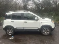 Used Fiat Panda Cross Cross 95 HP (69 kW) 2016 White Hatchback