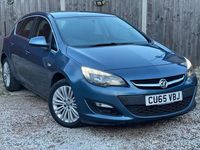 Used Vauxhall Astra Excite 100 HP (73 kW) 2015 Blue Hatchback
