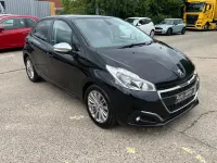 Used Peugeot 82 Signature Sky 2019 Hatchback