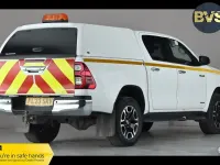 Used Toyota HiLux 150 HP (110 kW) 2023 White Pickup