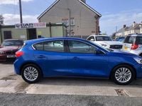 Used Ford Focus Titanium 125 HP (91 kW) 2018 Blue Hatchback