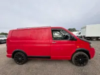 Used VW T5 104 HP (76 kW) 2005 Red Van