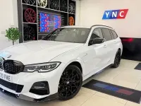 Begagnad BMW 330e M Sport 2020 Vit Kombi