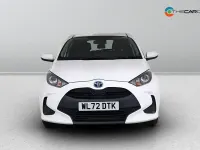 Second-hand Toyota Yaris Hybrid 116 CP (85 kW) 2023 Alb Hatchback