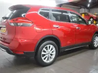 Used Nissan X-Trail Acenta 130 HP (95 kW) 2018 Red SUV