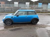 Usado Mini ONE Hatch 98 CV (72 kW) 2011 Azul Utilitario