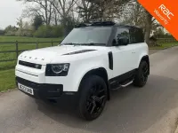 Used Land Rover Defender SE Dynamic 2023 White SUV
