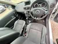 used Renault Clio 1.2 16V Dynamique TomTom 3dr