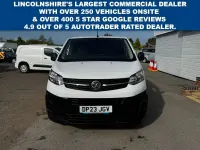 Usado Vauxhall Vivaro S 100 HP (73 kW) 2023 Branco Monovolume