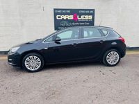 Used Vauxhall Astra Excite 100 HP (73 kW) 2015 Black Hatchback