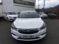 Used Vauxhall Astra SRi 2017 White Hatchback