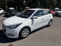 Used Hyundai i20 84 HP (61 kW) 2015 White Hatchback