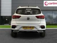 Używany MG ZS Excite 106 KM (77 kW) 2023 Biały SUV