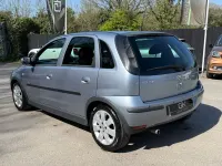 Używany Vauxhall Corsa 80 KM (58 kW) 2006 Srebrny Hatchback