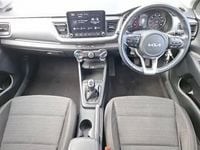Used Kia Stonic 99 HP (72 kW) 2021 White SUV