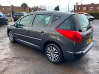 Used Peugeot 207 Access 92 HP (67 kW) 2013 Grey Estate