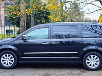 Used Chrysler Grand Voyager Limited 178 HP (130 kW) 2014 Black MPV
