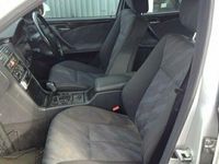 Usado Mercedes E240 Avantgarde 2000 Carrinha