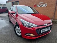 Używany Hyundai i20 SE 100 KM (73 kW) 2018 Czerwony Hatchback