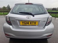 Used Toyota Yaris Plus 99 HP (72 kW) 2014 Silver Hatchback