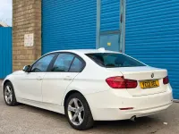 Used BMW 318 Comfort Edition 2013 White Sedan