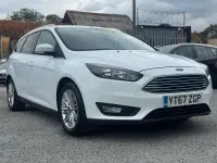 Begagnad Ford Focus Zetec 120 HK (88 kW) 2017 Vit Kombi