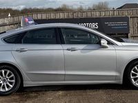 Used Ford Mondeo Zetec 150 HP (110 kW) 2018 Silver Hatchback