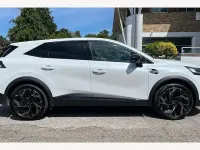 Used Renault Symbioz Iconic Esprit Alpine 143 HP (105 kW) 2025 White  SUV