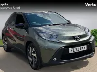 Used Toyota Aygo X 72 HP (52 kW) 2023 Red SUV