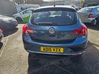 Used Vauxhall Astra Design Edition 2015 Blue Hatchback
