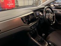 Used VW Polo Match 80 HP (58 kW) 2021 Urano grey Hatchback