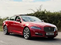 Used Jaguar XJ Portfolio 300 HP (220 kW) 2017 Red Sedan